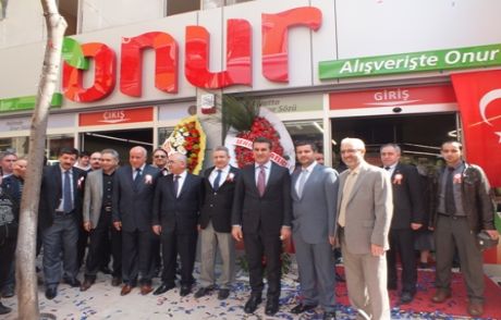 onur market in bomonti magazasi acildi yurt turkiye haber ajansi